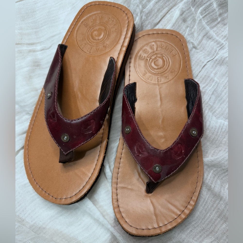 COMBAT Leather Flip Flops